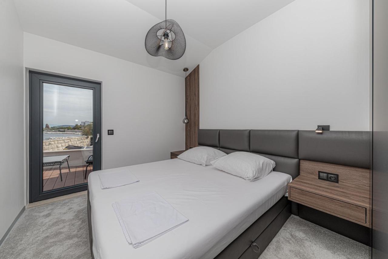 Villa Sun And Sea Трогир Екстериор снимка